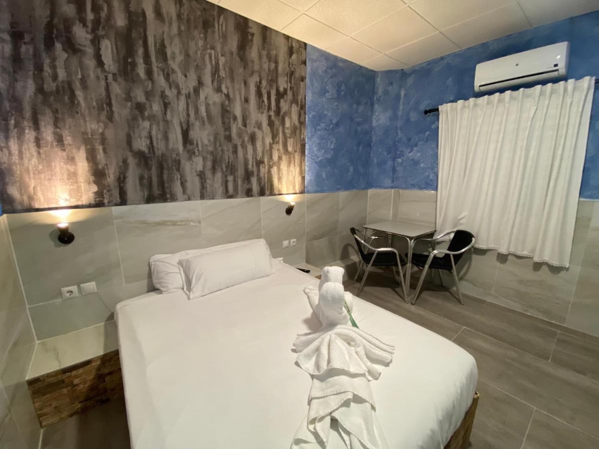 Hostal Avenida Andalucia Seville Ngoại thất bức ảnh