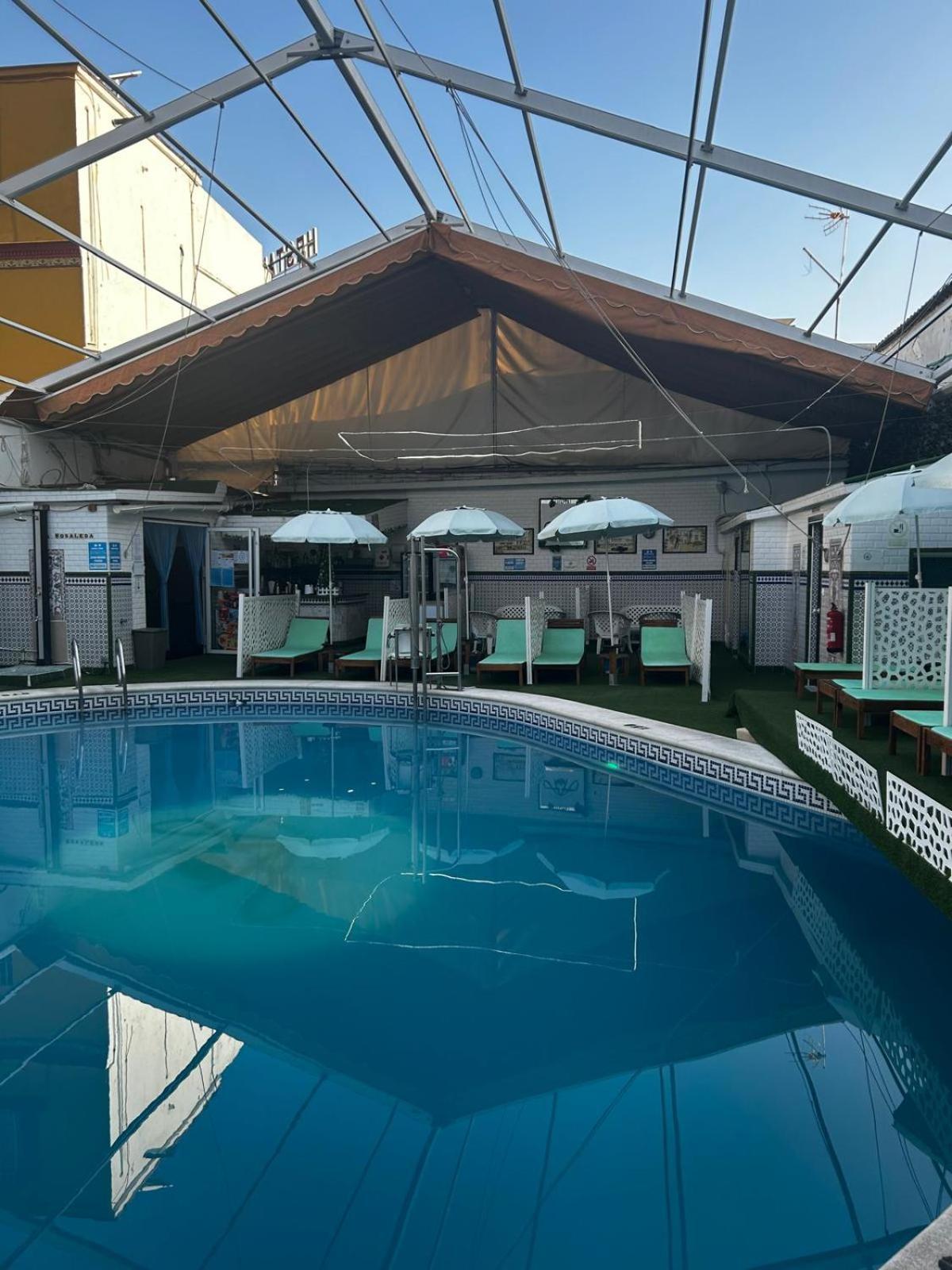 Hostal Avenida Andalucia - Solo Adultos Seville Ngoại thất bức ảnh